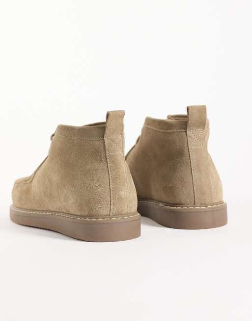 ASOS DESIGN bottes à lacets à empeigne tablier avec semelle gomme en daim couleur pierre, 4 de 4