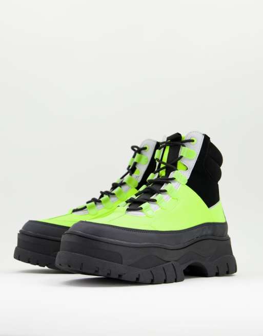 ASOS DESIGN - Bottines à lacets en similicuir réfléchissant avec semelle chunky
