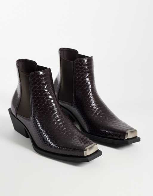 ASOS DESIGN bottines Chelsea à talon cubain et bout en métal effet croco bordeaux, 2 de 4