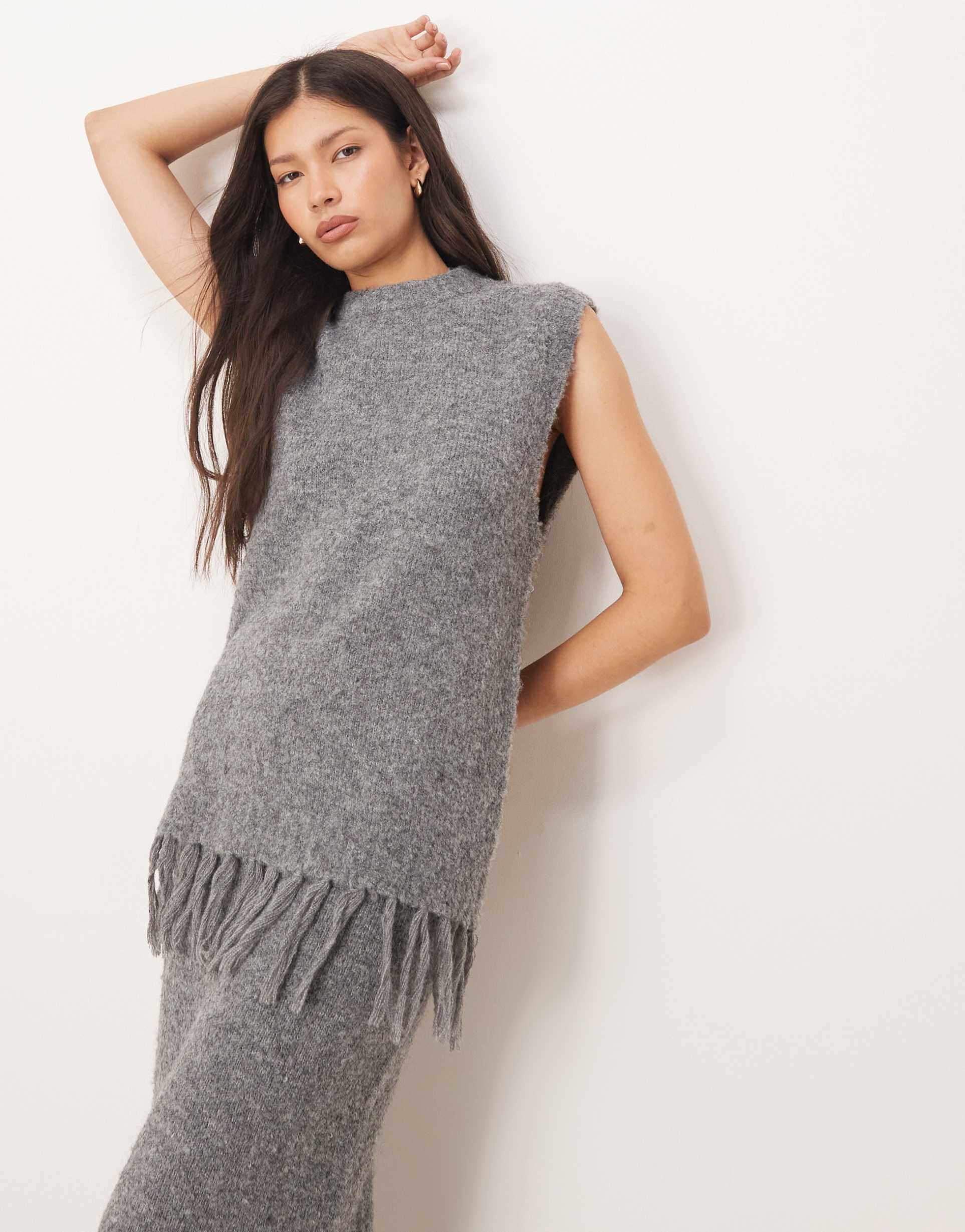 asos design boucle fringe tank in charcoal - part of a set