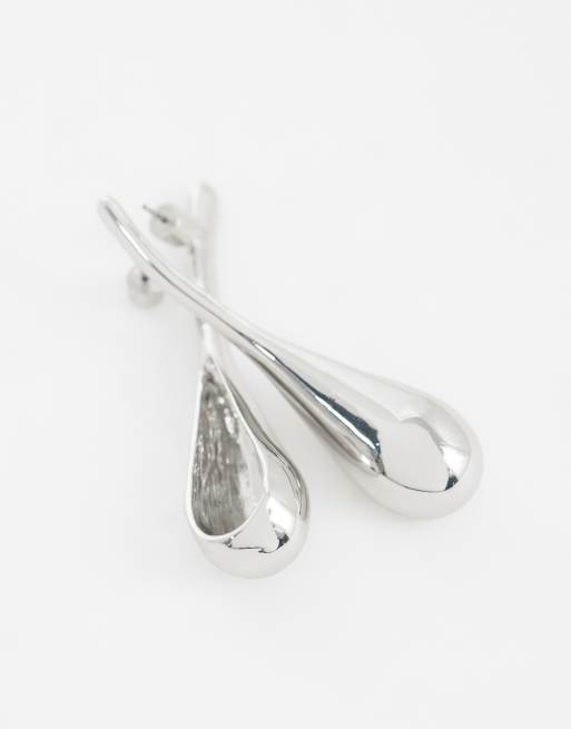 ASOS DESIGN boucles d'oreilles à clous avec pendentif sculptural finition argentée, 4 de 4