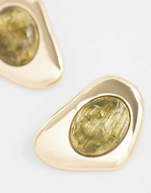 ASOS DESIGN boucles d'oreilles à clous effet fondu avec pierre verte finition dorée, 3 de 4