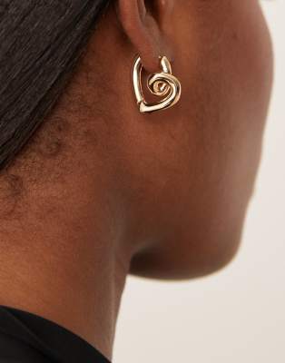ASOS DESIGN - Boucles d'oreilles en forme de caur - Doré
