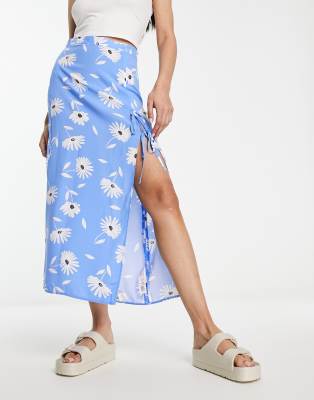 Asos Design Bow Detail Midi Skirt With Thigh Split In Blue Daisy Print