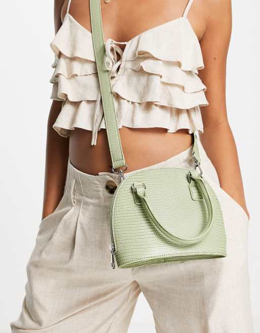 ASOS DESIGN – Bowler-Tasche in Salbeigrün mit Echsenmuster, Tragegriff und abnehmbarem Trageriemen, 4 von 4