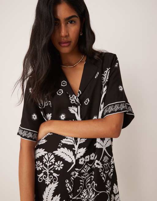 ASOS DESIGN bowling shirt dress in mono stripe, 3 of 4