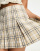 Thumbnail 3 of 4