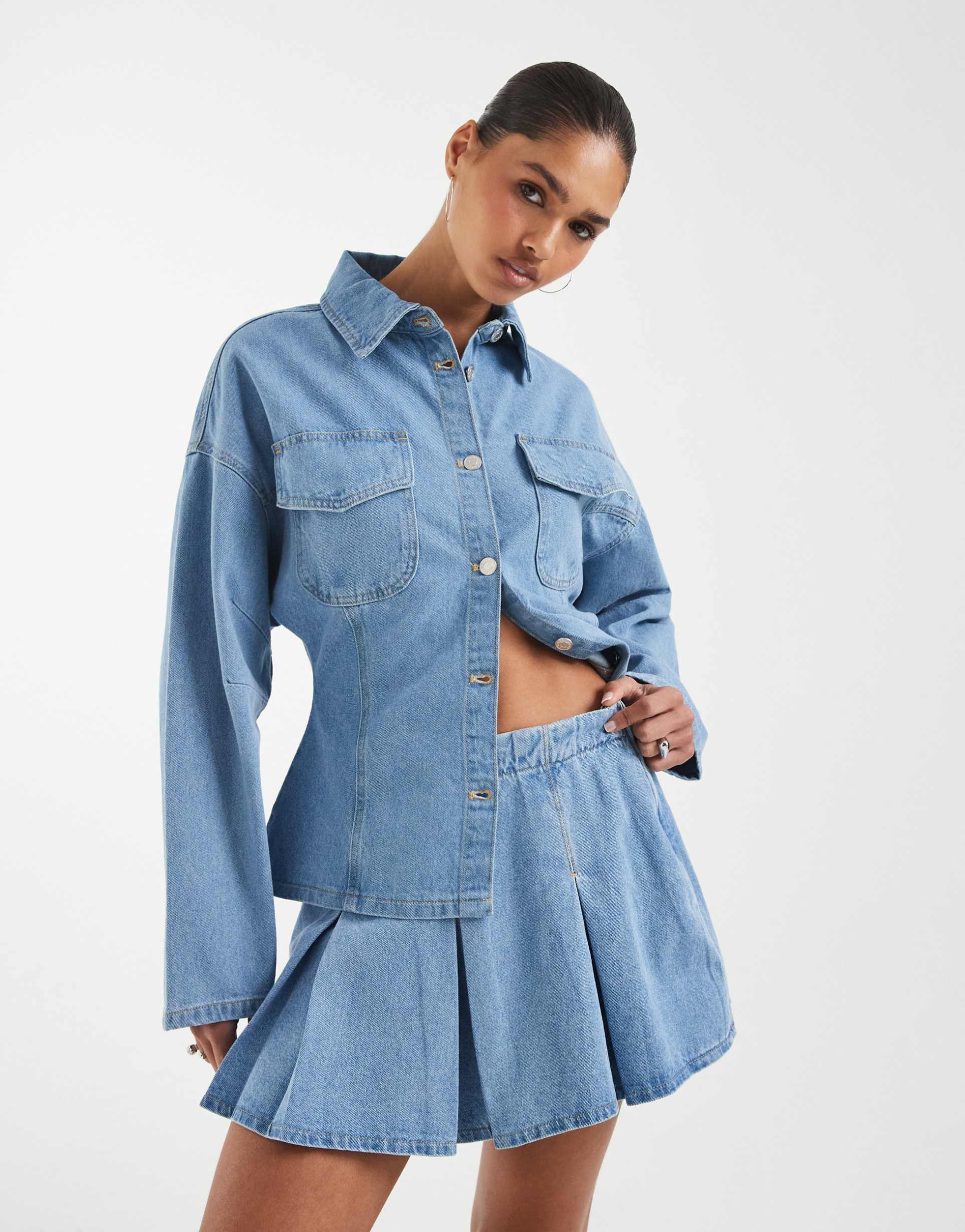 asos design box pleat mini skirt in light wash denim