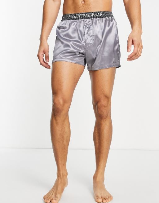 ASOS DESIGN - Boxer in raso con elastico in vita con scritta Essentialwear, 2 di 4