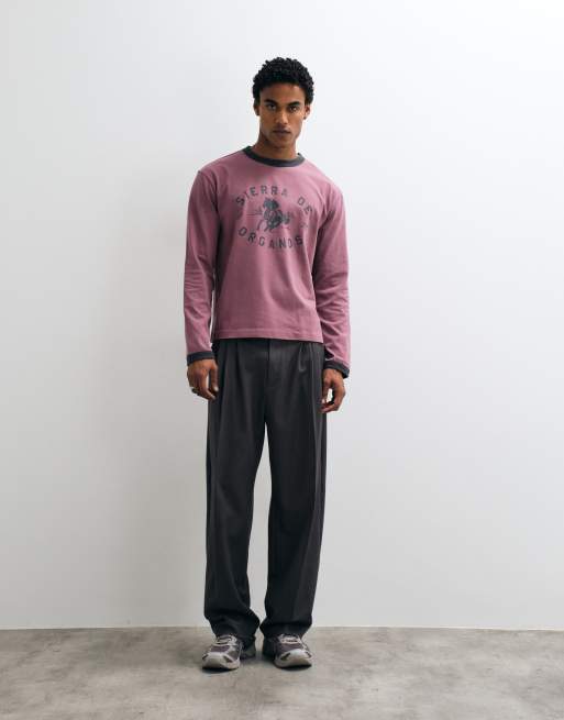 ASOS DESIGN boxig avslappnad långärmad ringer med hästmotiv i tvättad rosa, 2 av 5