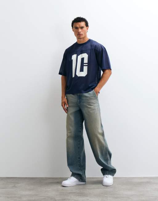 ASOS DESIGN boxig oversize-t-shirt med 10-grafik i marinblå sportmesh, 2 av 5