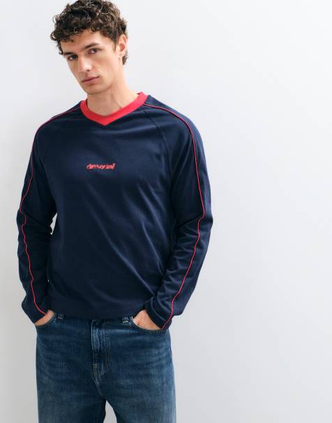 ASOS DESIGN boxy afslappet langærmet T-shirt med v-hals og tekstprint i navy - view 1