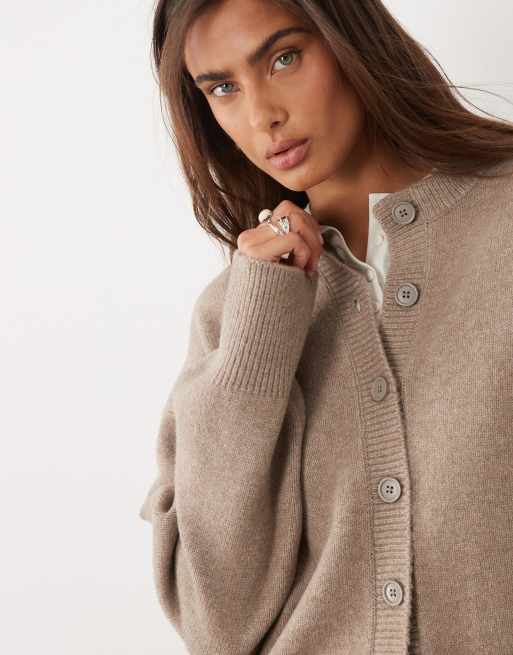 ASOS DESIGN boxy cardigan with side split detail in taupe, 3 of 4
