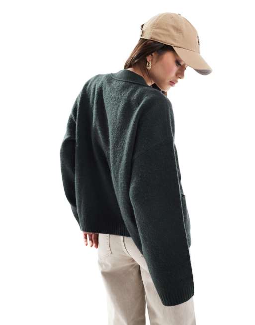 ASOS DESIGN boxy cardigan with v neck and pocket detail in black, 2 of 4