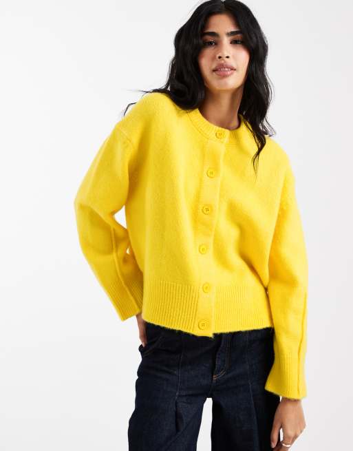 ASOS DESIGN boxy crew neck cardigan with side split detail in yellow, 4 of 4