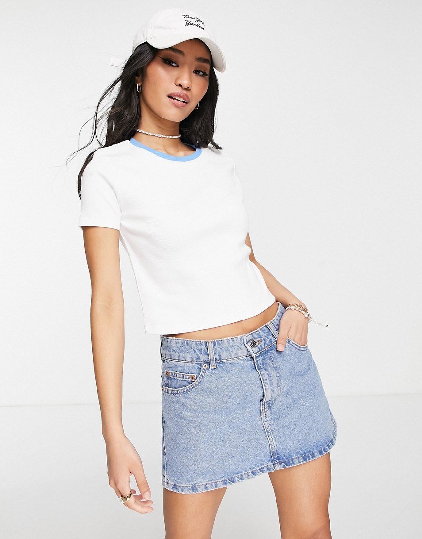 ASOS DESIGN boxy crop ribbed tee with contrast binding in white and blue-Multi