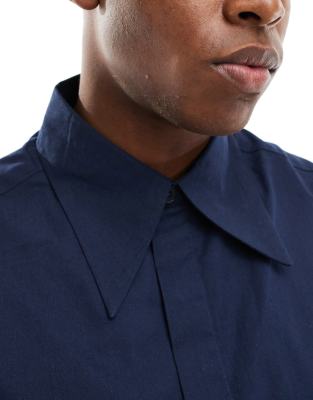 ASOS DESIGN boxy cropped 70s collar poplin shirt in navy