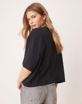 ASOS DESIGN BOXY CROPPED T-SHIRT 