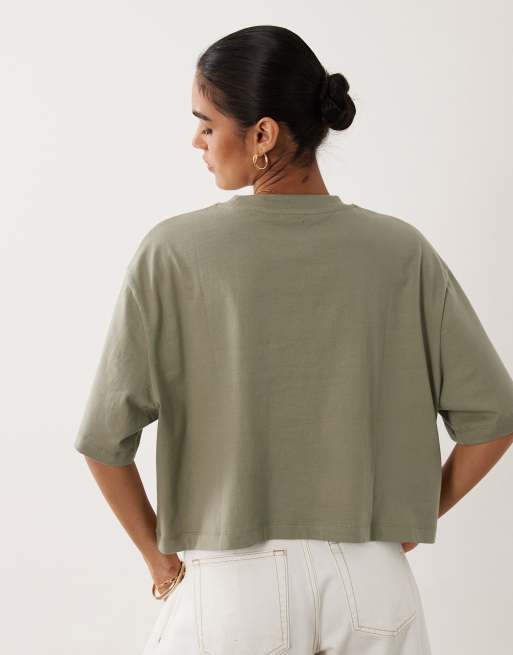 ASOS DESIGN boxy cropped t-shirt in khaki, 4 of 4