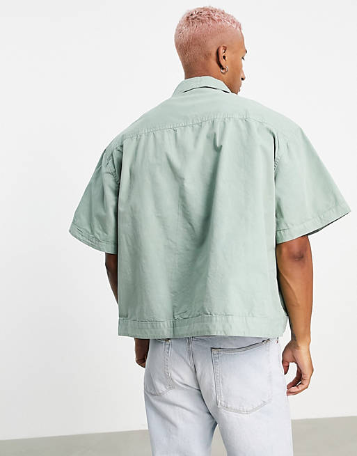 Shirts boxy cropped twill short sleeve utility overshirt in green 