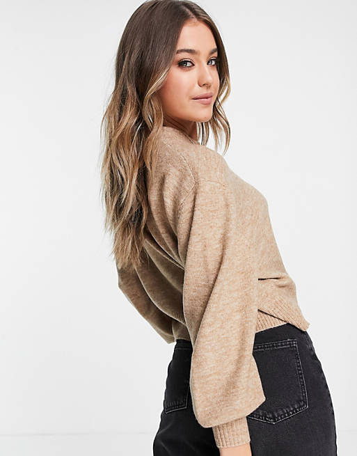 boxy jumper with crew neck in taupe 