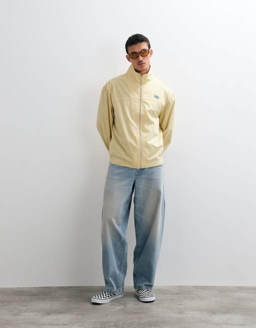 ASOS DESIGN boxy Oversize-Jacke mit Reißverschluss, Stehkragen und Bruststickerei in Gelb, 5 von 5