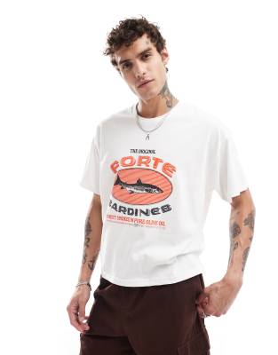 ASOS DESIGN – Boxy-Oversize-T-Shirt in Weiß mit Frontprint