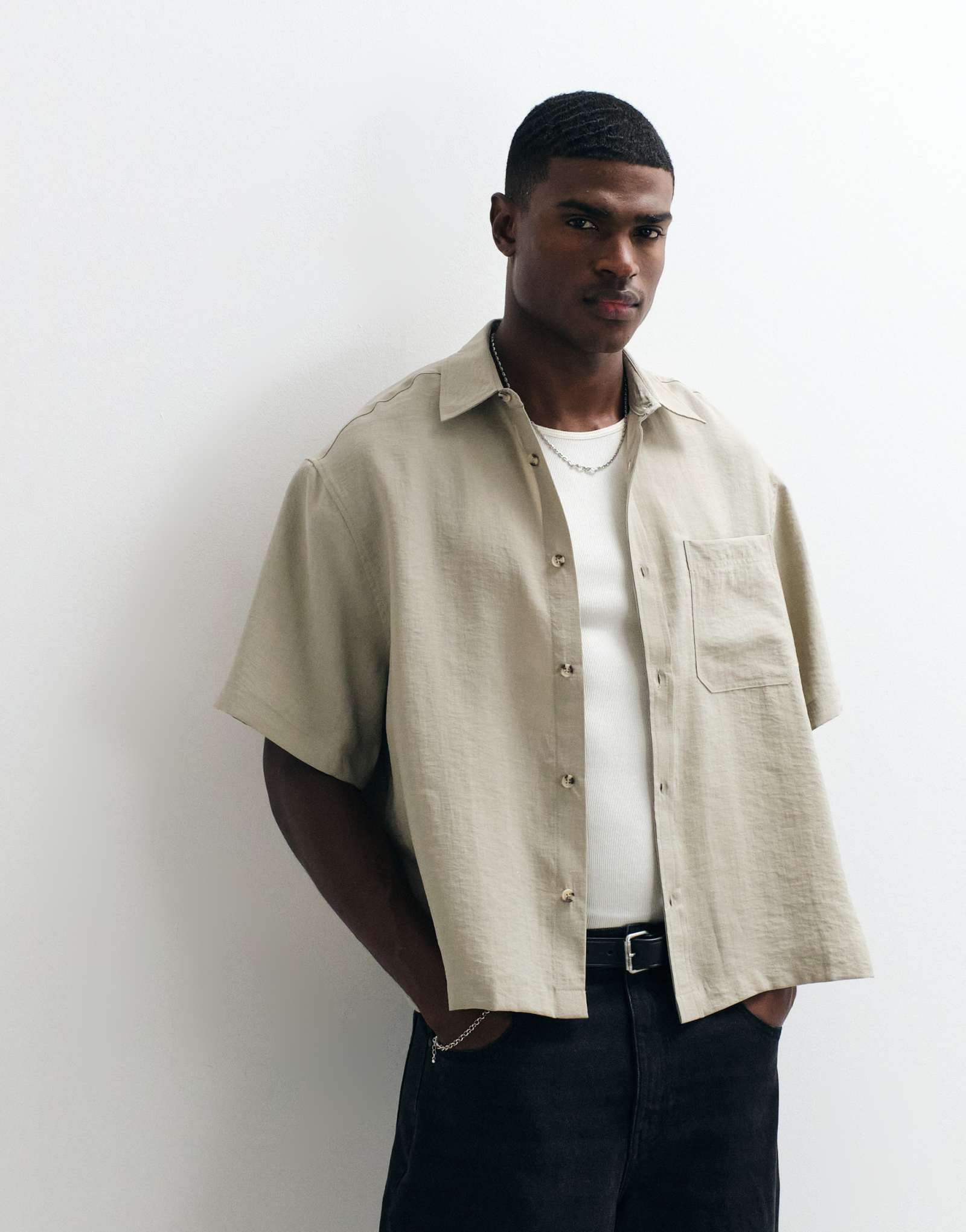 Мужская рубашка ASOS Design свободного кроя с драпировкой, бежевая