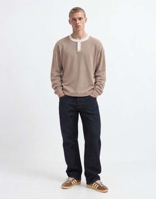 ASOS DESIGN boxy oversized long sleeve henley t-shirt with contrast neck in beige waffle, 10 of 10