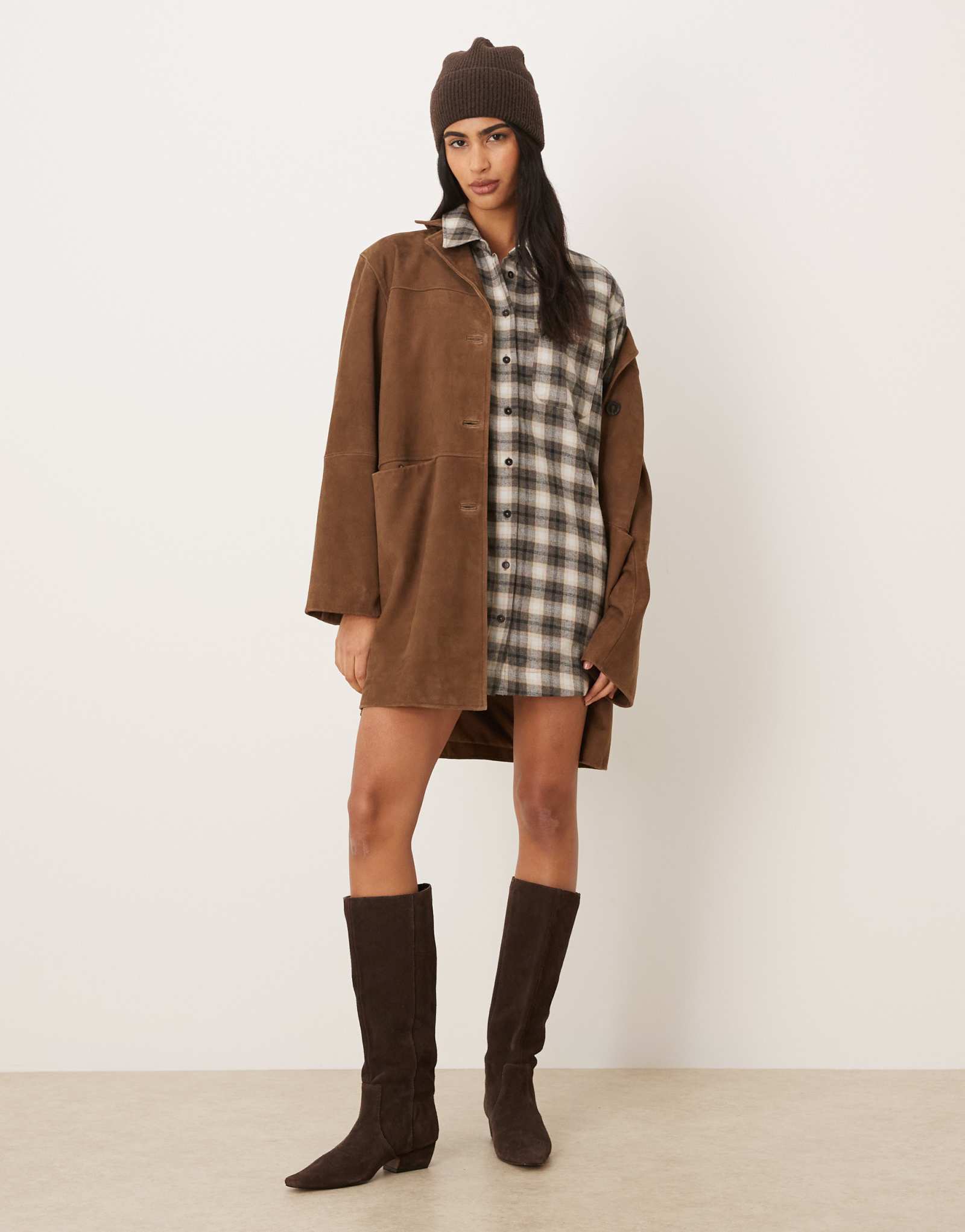 ДИЗАЙНЕРСКОЕ облегающее мини-платье-рубашка оверсайз от ASOS в темно-синюю клетку