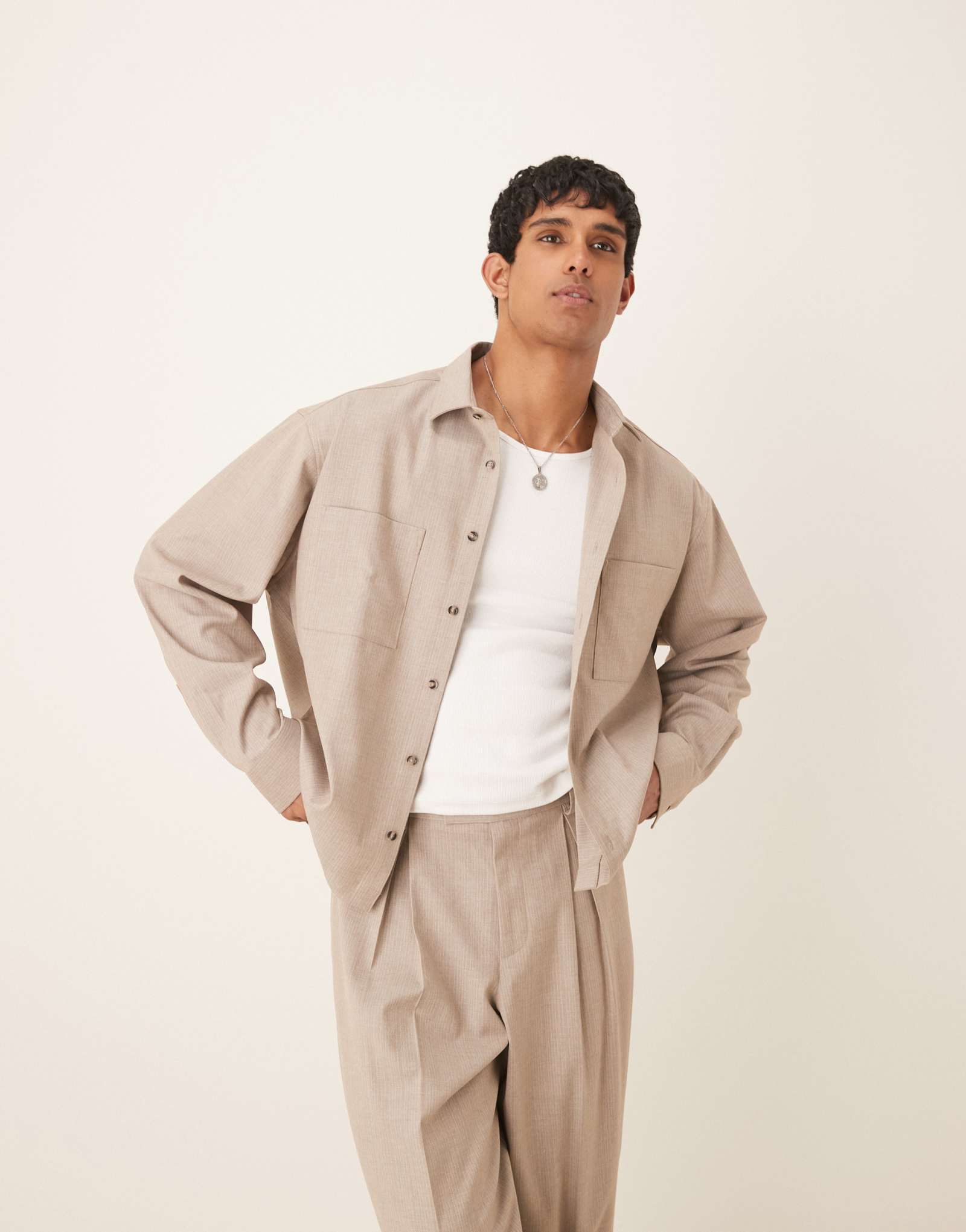 ДИЗАЙНЕРСКАЯ рубашка оверсайз в тонкую полоску серого цвета от ASOS DESIGN - часть комплекта