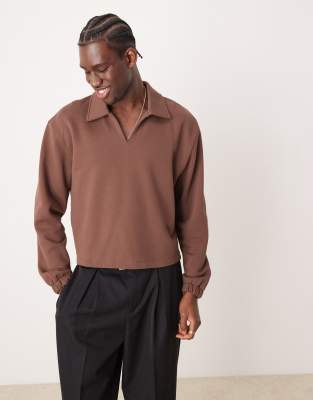 boxy oversized polo sweatshirt in brown