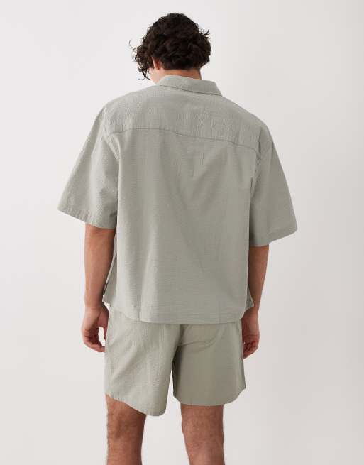 ASOS DESIGN boxy oversized seersucker shirt in sage green (Part of a set), 4 of 5