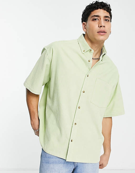 Men boxy oversized short sleeve cord shirt in light green 