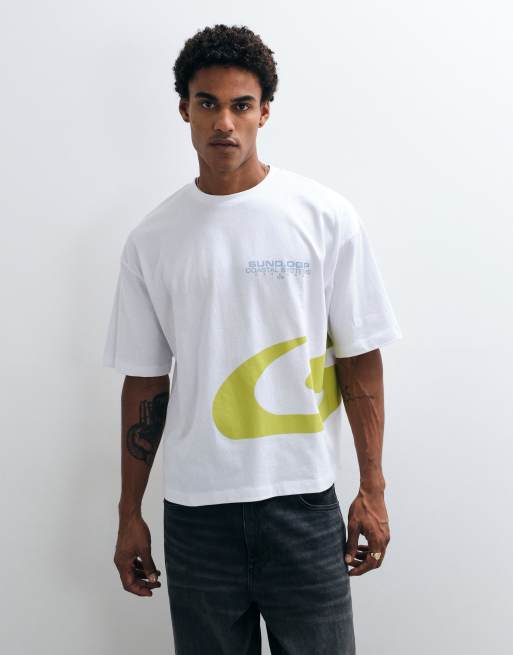 ASOS DESIGN boxy oversized T-shirt med stort street-grafikprint i hvid, 4 af 5