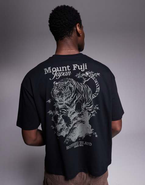 ASOS DESIGN boxy oversized t-shirt with dragon graphic in black - view 1
