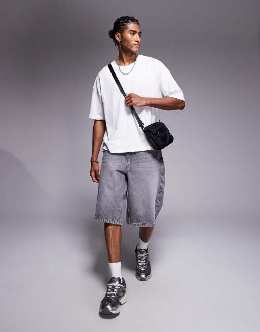 ASOS DESIGN boxy oversized t-shirt with dropped shoulder and city graphic in white, 2 of 4