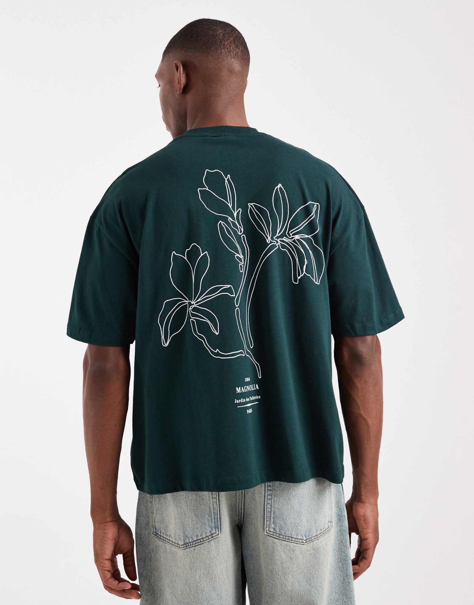 ДИЗАЙНЕРСКАЯ футболка свободного кроя ASOS DESIGN oversize с цветочным принтом сзади темно-зеленого цвета