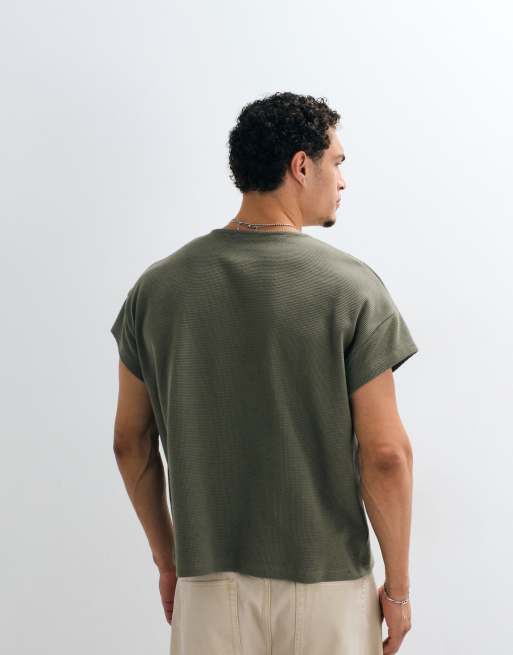 ASOS DESIGN boxy oversized t-shirt with henley and cap sleeve in khaki waffle, 2 of 5