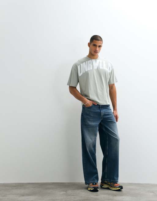 ASOS DESIGN boxy oversized t-shirt with large text graphic in grey, 2 of 5