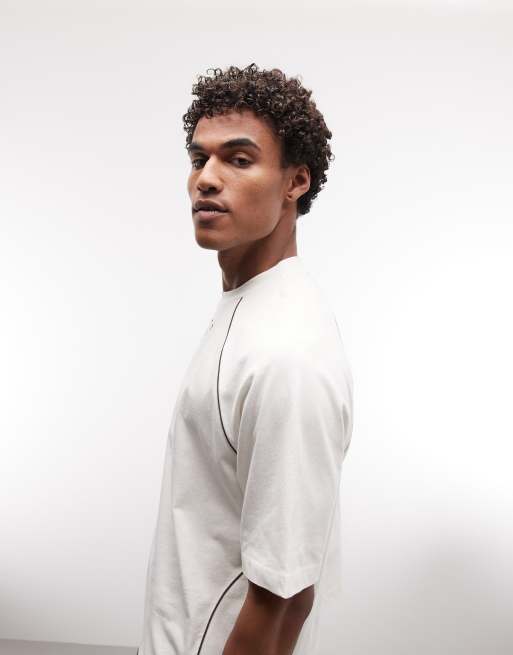 ASOS DESIGN boxy oversized t-shirt with Seoul bubble graphic in cream, 5 of 5