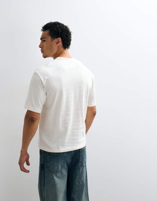 ASOS DESIGN boxy relaxed henley T-shirt met borstprint in crème, 5 van 5