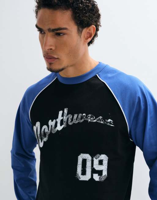 ASOS DESIGN boxy relaxed long sleeve raglan t-shirt with sports print in blue, 3 of 5