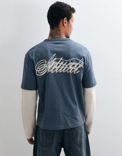 ASOS DESIGN boxy relaxed T-shirt met dubbele laag en henley-hals met scriptprint in grijs - view 1