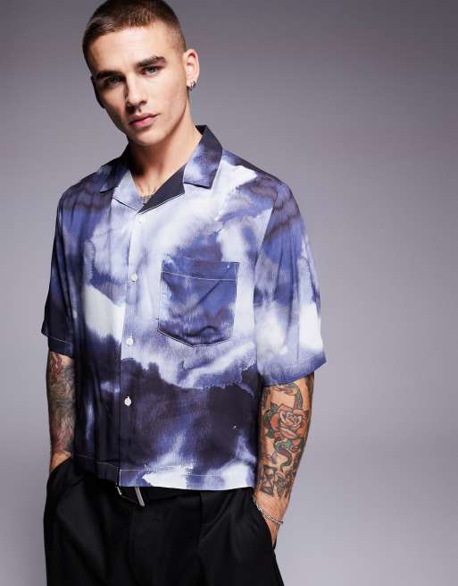 ASOS DESIGN - Boxy ruimvallend overhemd met reverskraag en wolkenprint in marineblauw