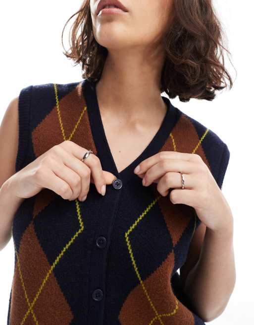 ASOS DESIGN boxy structured argyle vest in navy, 3 of 4