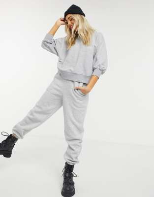 hoodie with wide sleeves