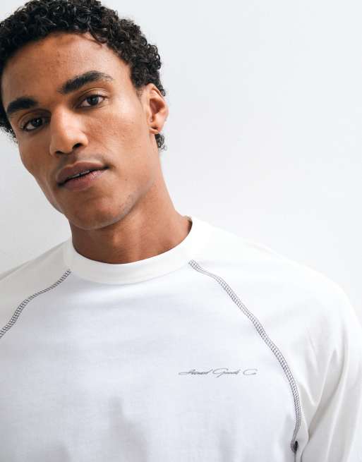 ASOS DESIGN boxy T-shirt met lange raglanmouwen en tekst in wit, 3 van 5