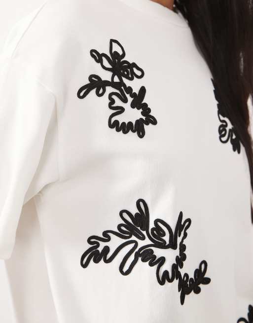 ASOS DESIGN boxy t-shirt with cornelli floral detail in white, 3 of 4