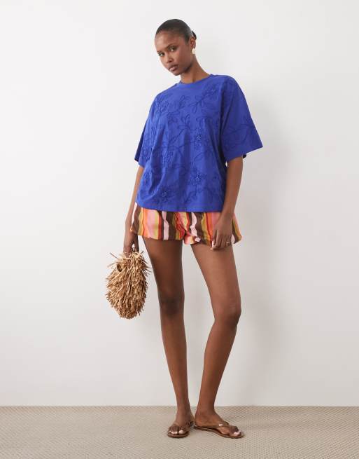 ASOS DESIGN boxy tee with embroidered flowers in blue, 2 of 4